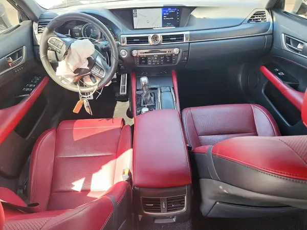 JTHBZ1BL4KA018055 2019 LEXUS GS - Image 8