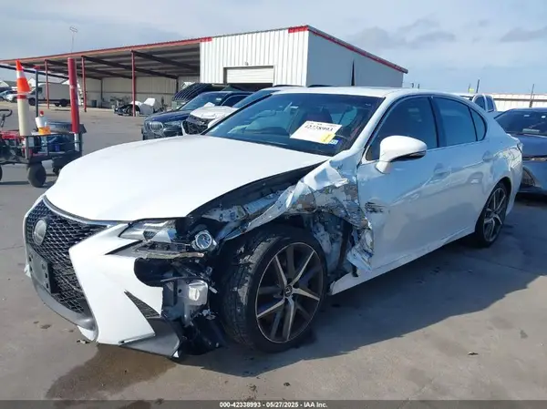 JTHBZ1BL7JA016010 2018 LEXUS GS - Image 2
