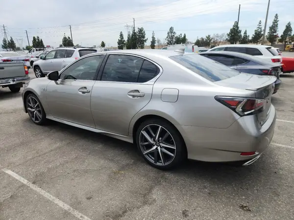 JTHBZ1BL9JA015814 2018 LEXUS GS - Image 2
