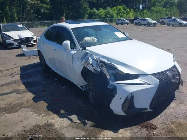 JTHBZ1D21K5034050 2019 LEXUS IS - Image 1