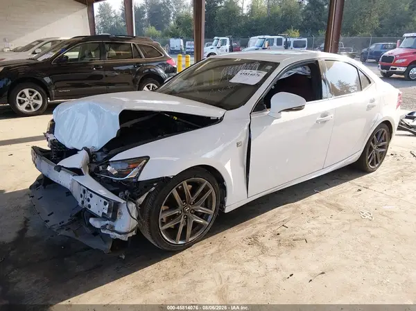 JTHBZ1D22K5035059 2019 LEXUS IS - Image 2