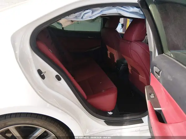 JTHBZ1D22K5035059 2019 LEXUS IS - Image 8