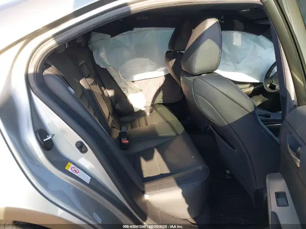 JTHBZ1D24J5032064 2018 LEXUS IS - Image 8