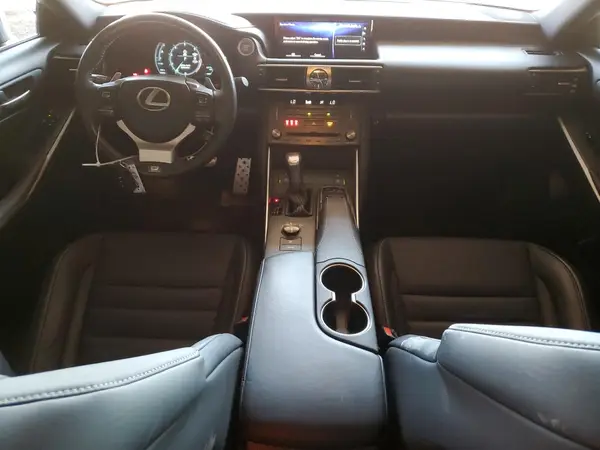 JTHBZ1D27K5034120 2019 LEXUS IS - Image 8