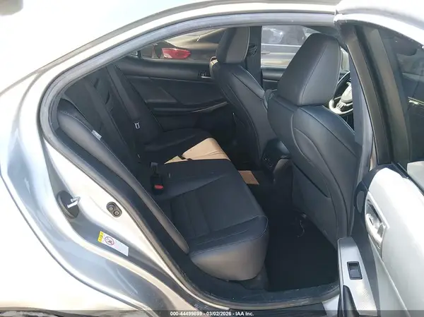 JTHBZ1D28J5032309 2018 LEXUS IS - Image 8