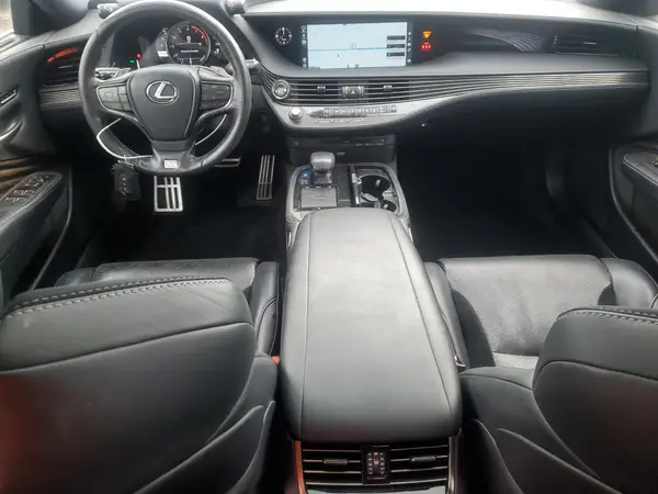 JTHC51FF0J5000809 2018 LEXUS LS - Image 8