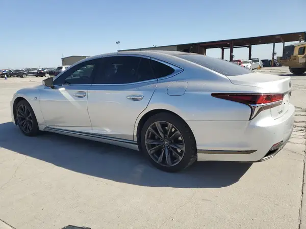 JTHC51FF0K5007387 2019 LEXUS LS - Image 2