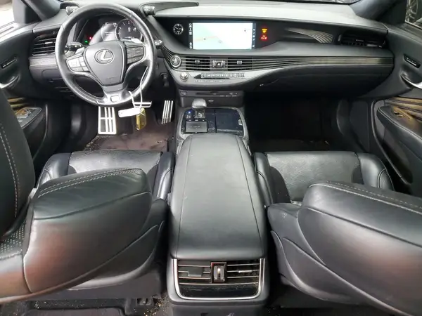 JTHC51FF2J5000469 2018 LEXUS LS - Image 8