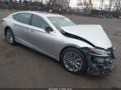 JTHC51FF2J5002383 2018 LEXUS LS