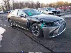 JTHC51FF2K5005446 2019 LEXUS LS