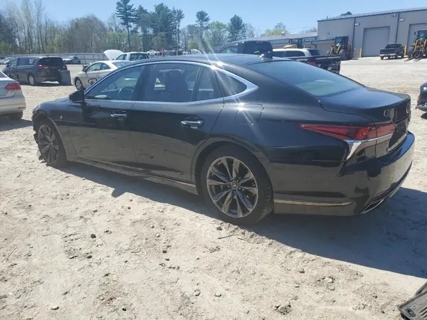 JTHC51FF4J5000800 2018 LEXUS LS - Image 2