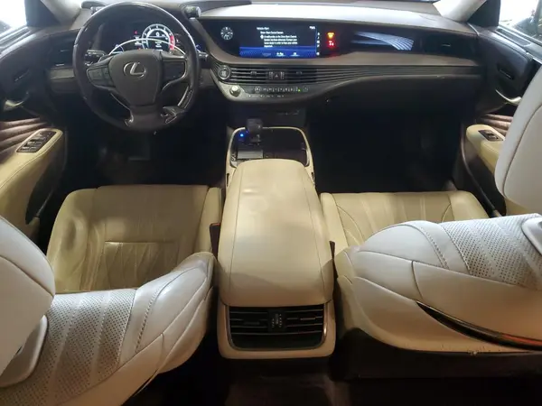 JTHC51FF4J5001994 2018 LEXUS LS - Image 8