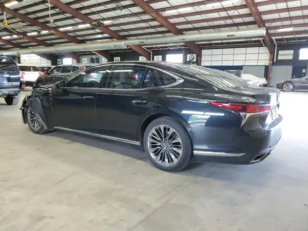 JTHC51FF4K5005402 2019 LEXUS LS - Image 2