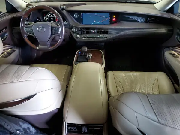 JTHC51FF4K5005402 2019 LEXUS LS - Image 8