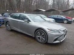 JTHC51FF5J5001812 2018 LEXUS LS