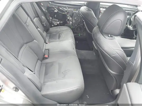 JTHC51FF5J5001812 2018 LEXUS LS - Image 8