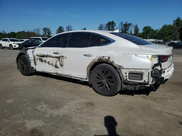 JTHC51FF5J5005150 2018 LEXUS LS - Image 2