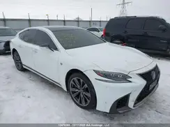 JTHC51FF6J5000975 2018 LEXUS LS