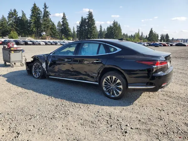 JTHC51FF6J5003259 2018 LEXUS LS - Image 2