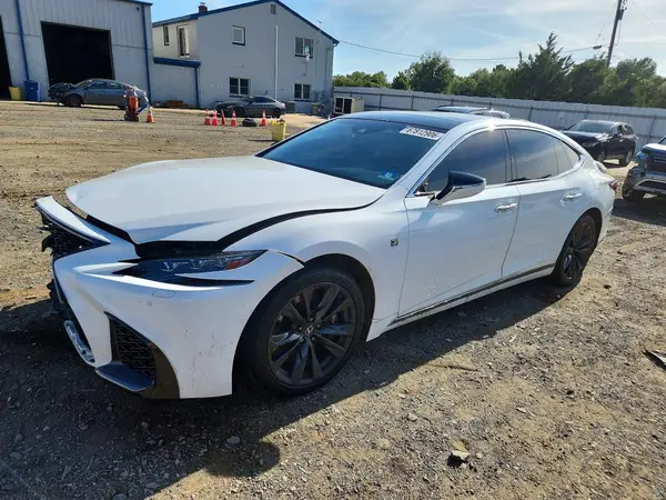 JTHC51FF7J5001438 2018 LEXUS LS - Image 1