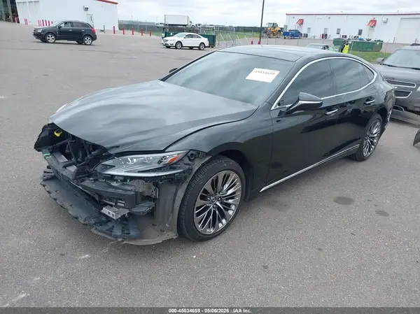 JTHC51FF7K5006950 2019 LEXUS LS - Image 2