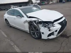 JTHC51FF9J5004440 2018 LEXUS LS