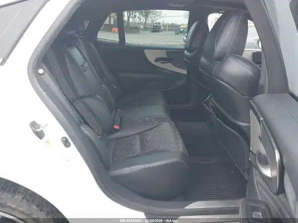 JTHC51FF9J5004440 2018 LEXUS LS - Image 8