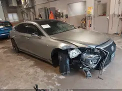JTHC51FFXJ5004706 2018 LEXUS LS