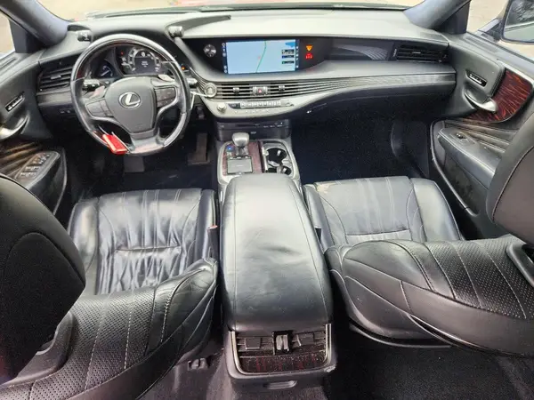 JTHC5LFF2J5001228 2018 LEXUS LS - Image 8