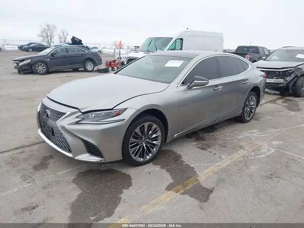 JTHC5LFF4J5001196 2018 LEXUS LS - Image 2