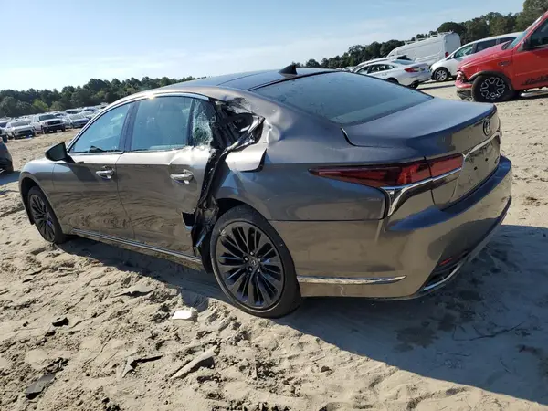 JTHC5LFF7J5004562 2018 LEXUS LS - Image 2