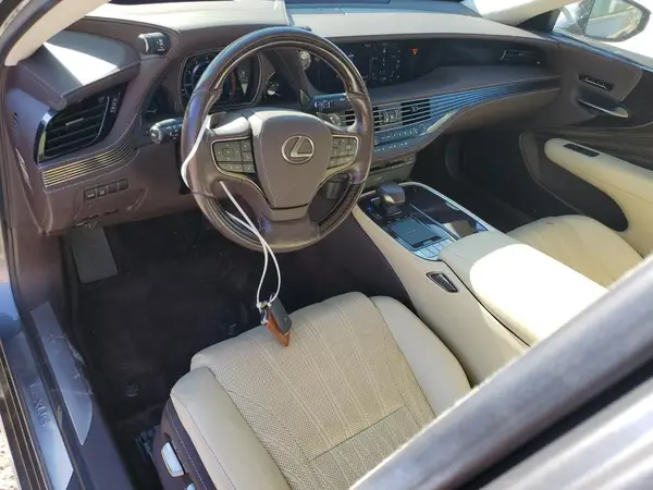JTHC5LFF7J5004562 2018 LEXUS LS - Image 8