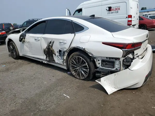 JTHC5LFF7K5006393 2019 LEXUS LS - Image 2
