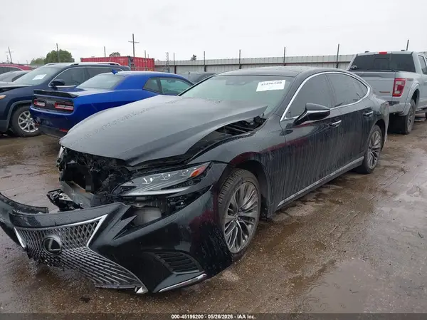 JTHC5LFF8J5002092 2018 LEXUS LS - Image 2