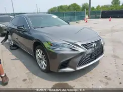 JTHC5LFFXJ5000585 2018 LEXUS LS