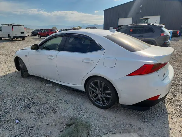 JTHC81D20J5027502 2018 LEXUS IS - Image 2