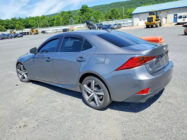 JTHC81D20J5032196 2018 LEXUS IS - Image 2