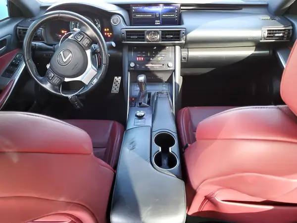 JTHC81D20J5032800 2018 LEXUS IS - Image 8