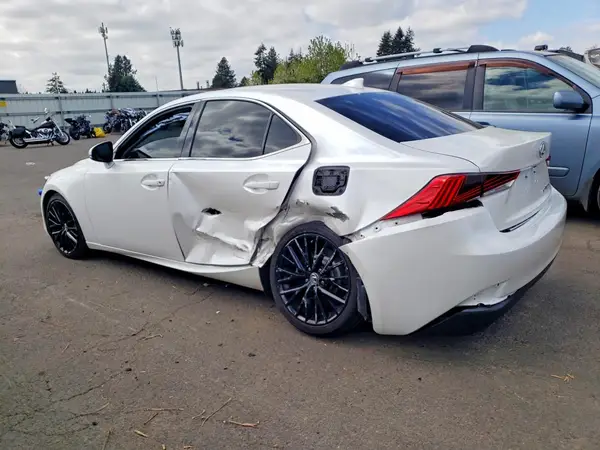 JTHC81D20K5033995 2019 LEXUS IS - Image 2