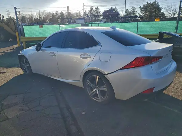 JTHC81D20K5036718 2019 LEXUS IS - Image 2