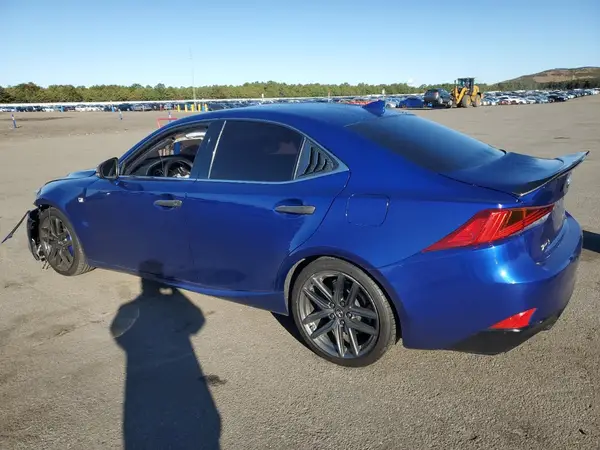 JTHC81D20K5037643 2019 LEXUS IS - Image 2