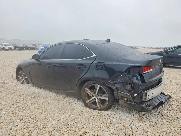 JTHC81D21J5032644 2018 LEXUS IS - Image 2