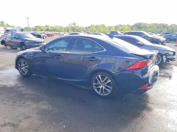JTHC81D21K5033942 2019 LEXUS IS - Image 2