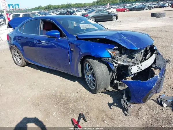 JTHC81D21K5038302 2019 LEXUS IS - Image 1