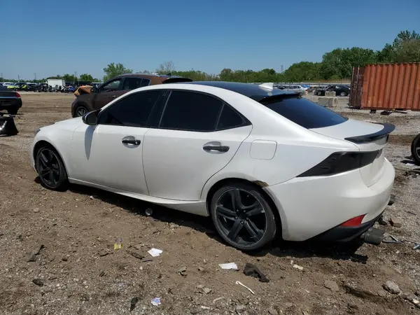 JTHC81D22J5029154 2018 LEXUS IS - Image 2