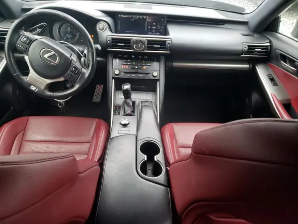 JTHC81D22J5031938 2018 LEXUS IS - Image 8