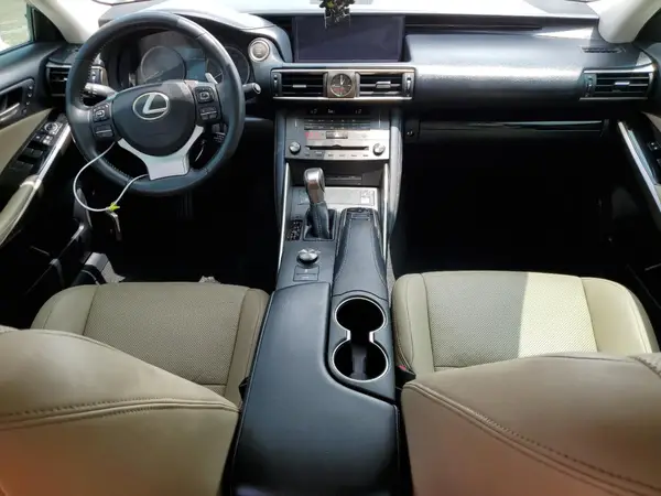 JTHC81D22K5034971 2019 LEXUS IS - Image 8