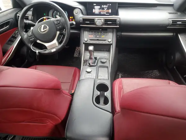 JTHC81D22K5035179 2019 LEXUS IS - Image 8