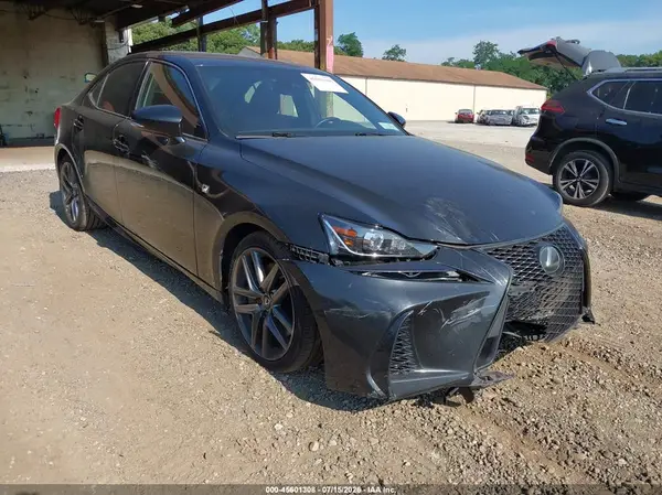 JTHC81D22K5035344 2019 LEXUS IS - Image 1