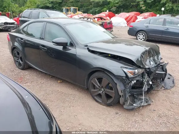 JTHC81D22K5035506 2019 LEXUS IS - Image 1